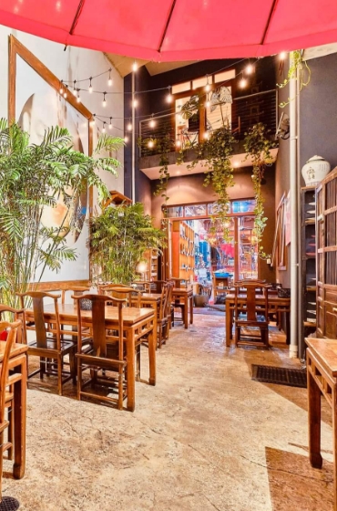 The Complete Guide to Eating Your Way Along Whatley Crescent